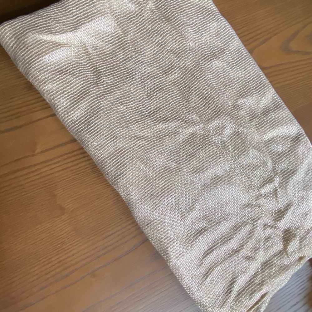 BLOOMINGDALES Scarf/Wrap